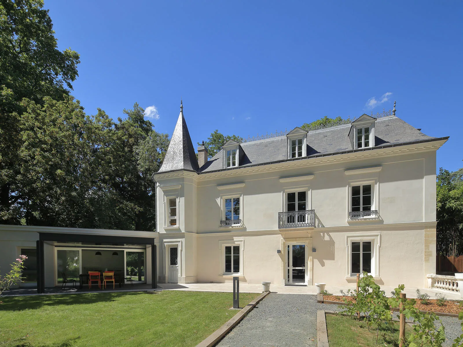 Reconversion de l'hôtel des Fontaines en siège social pour l'entreprise «Novabox»